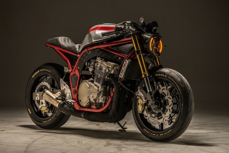 Bandit 750 Cafe sport-003