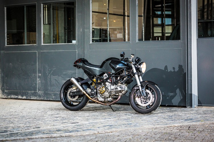 Ducati Monster Cafe Racer (2)