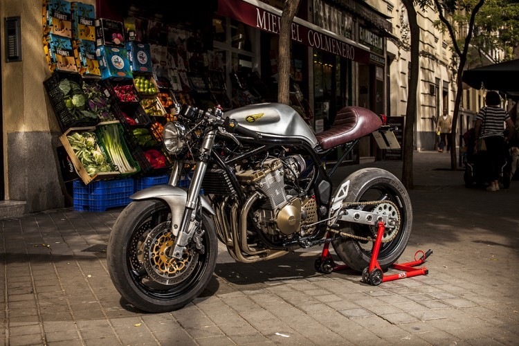 Suzuki Bandit Cafe Racer 1