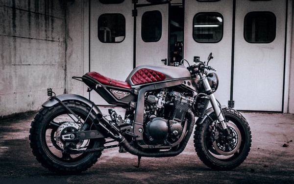 Suzukig GSX-R Scrambler 2
