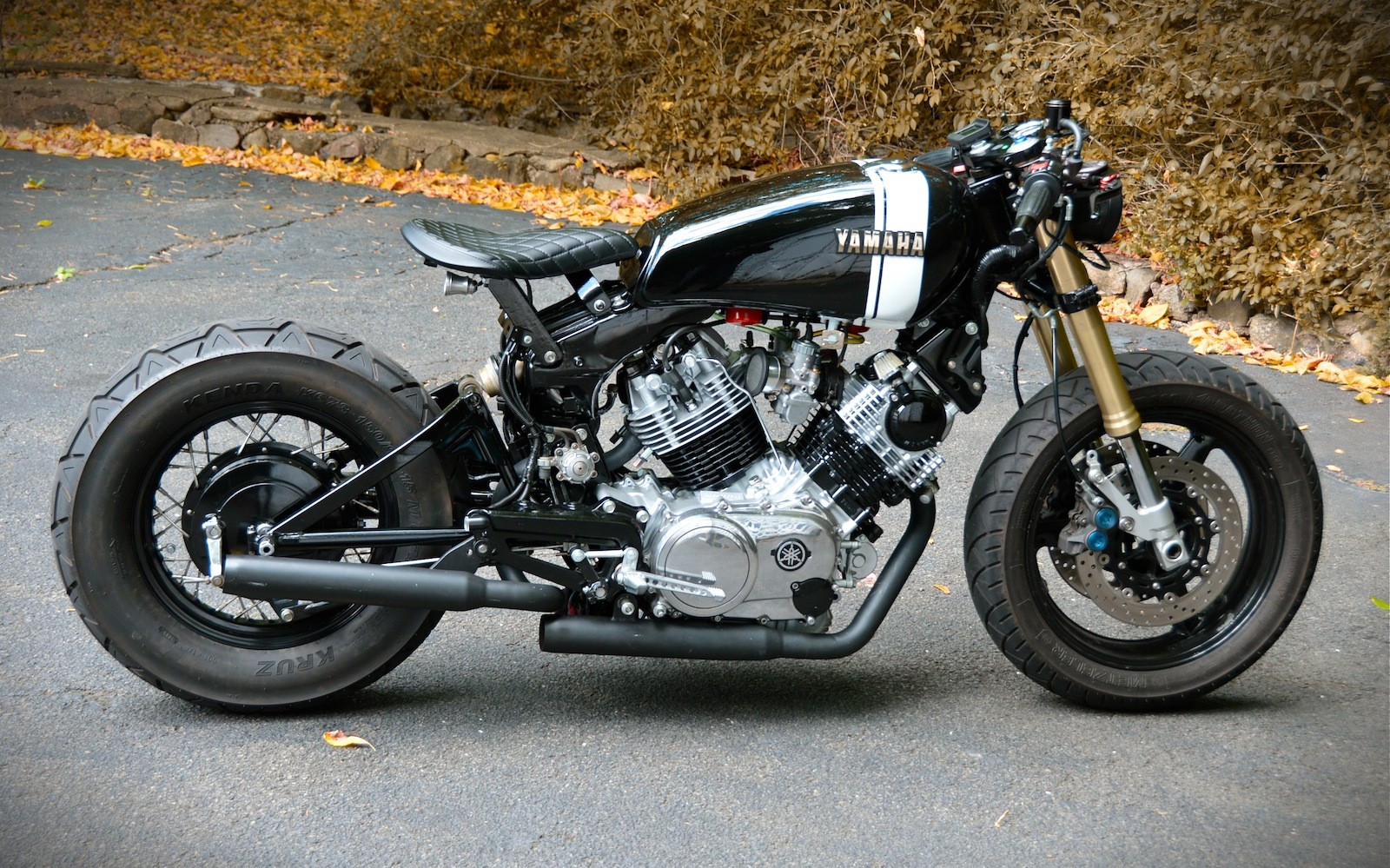 Yamaha XV920 Virago Custom 2